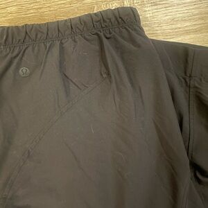 Lululemon Lightweight Mid-Rise Barrel-Leg Pant